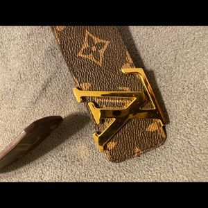 Louis Vuitton Women’s Belt